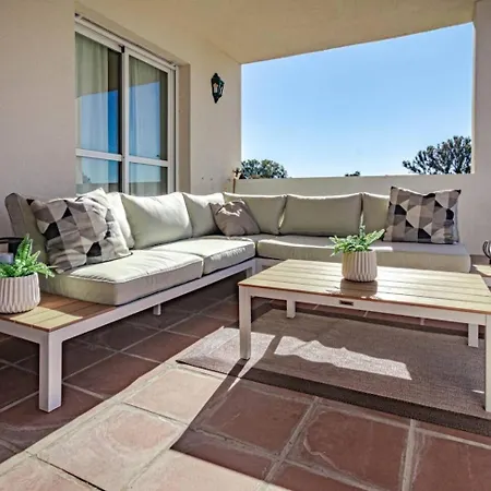 Lcr4 - Large 3-bedroom Near * Marbella