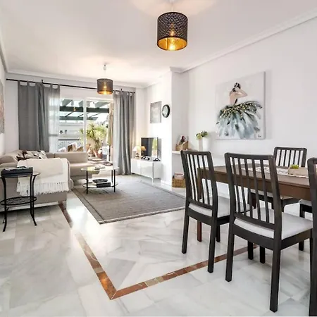 Lcr4 - Large 3-bedroom Near *