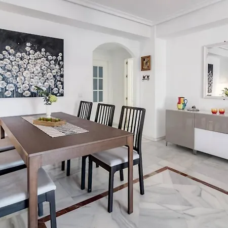 Apartmán Lcr4 - Large 3-bedroom Near *