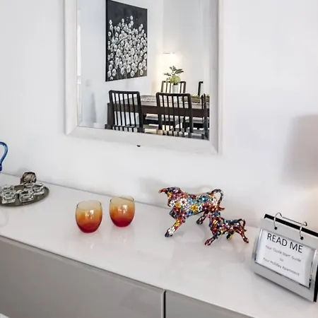 Apartmán Lcr4 - Large 3-bedroom Near