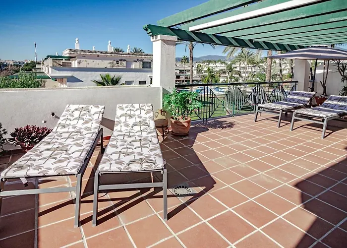 Lcr4 - Large 3-bedroom Near * Marbella